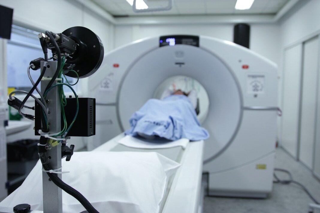 hospital-3098683_1280 diagnostica