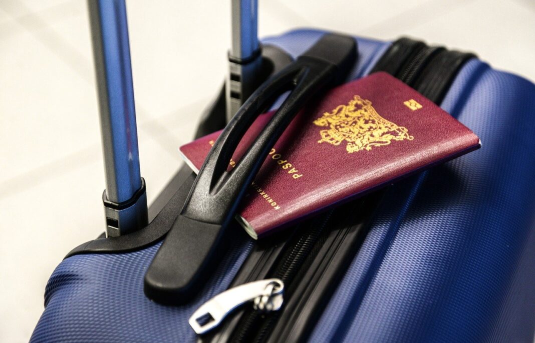 passport-2733068_1280 certificato